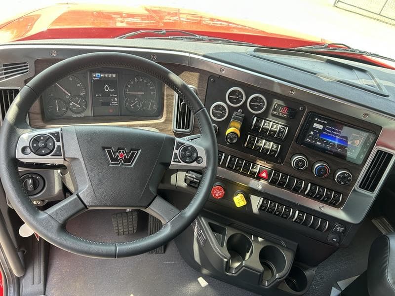 2026 Western Star 49X in Pittsburgh, PA — photo 13