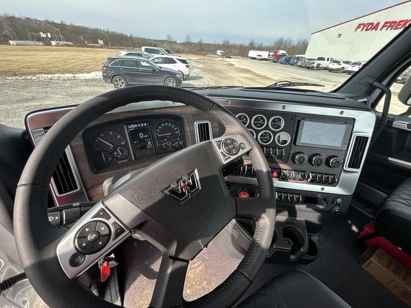 2026 Western Star 47X in Barkeyville, PA — photo 12