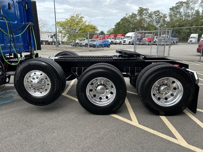 2026 Western Star 49X in Pittsburgh, PA — photo 10