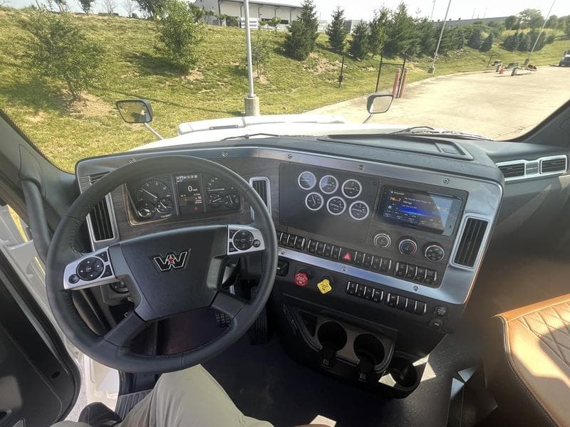 2026 Western Star 49X in Walton, KY — photo 12