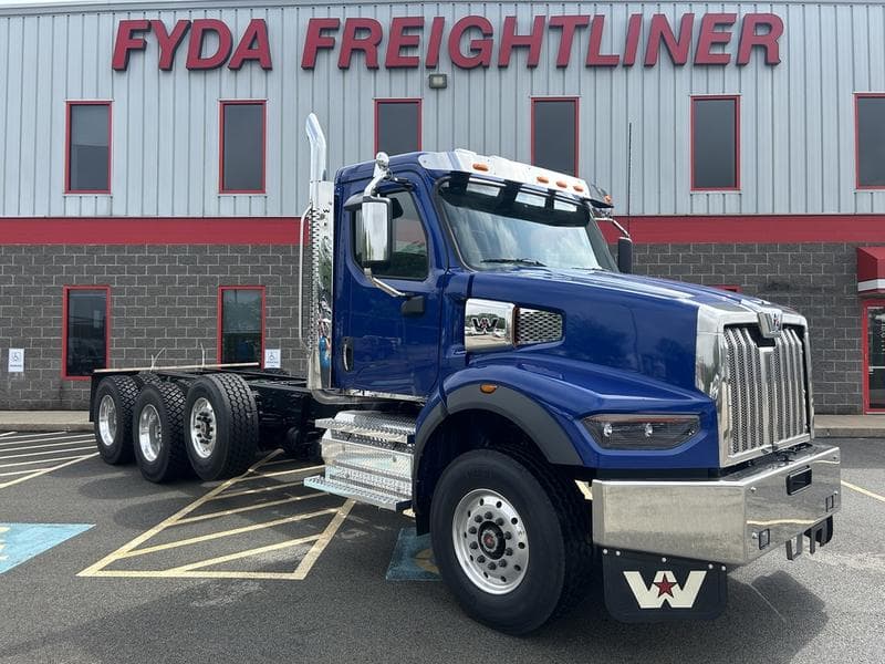 2026 Western Star 49X in Pittsburgh, PA — photo 2