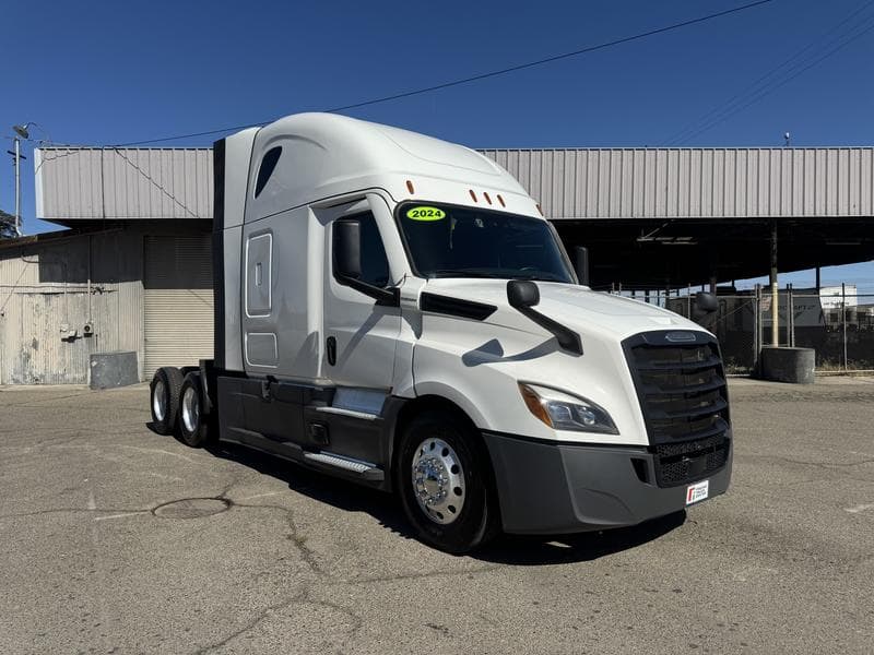 2024 Freightliner Cascadia