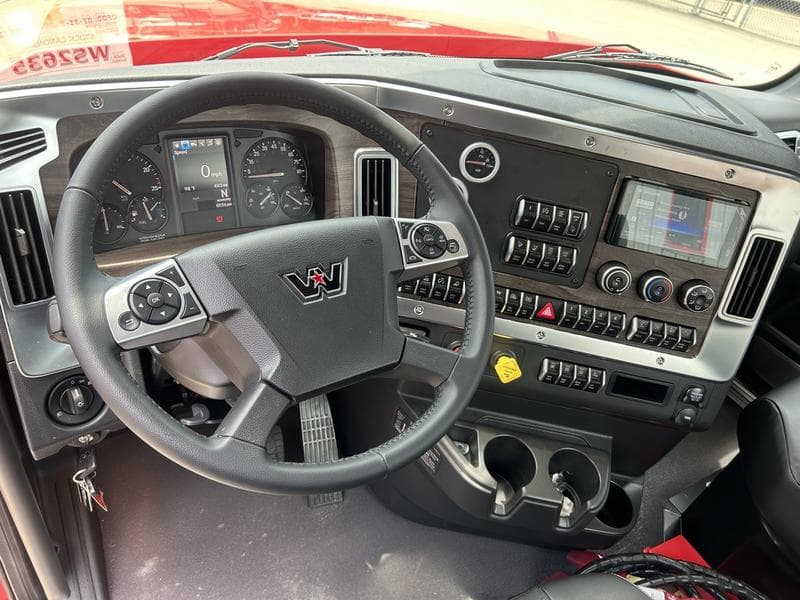 2026 Western Star 49X in Pittsburgh, PA — photo 12