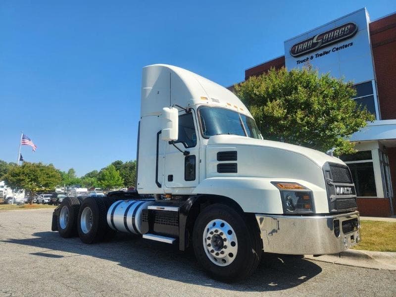 2020 Mack Anthem in Greensboro — photo 8