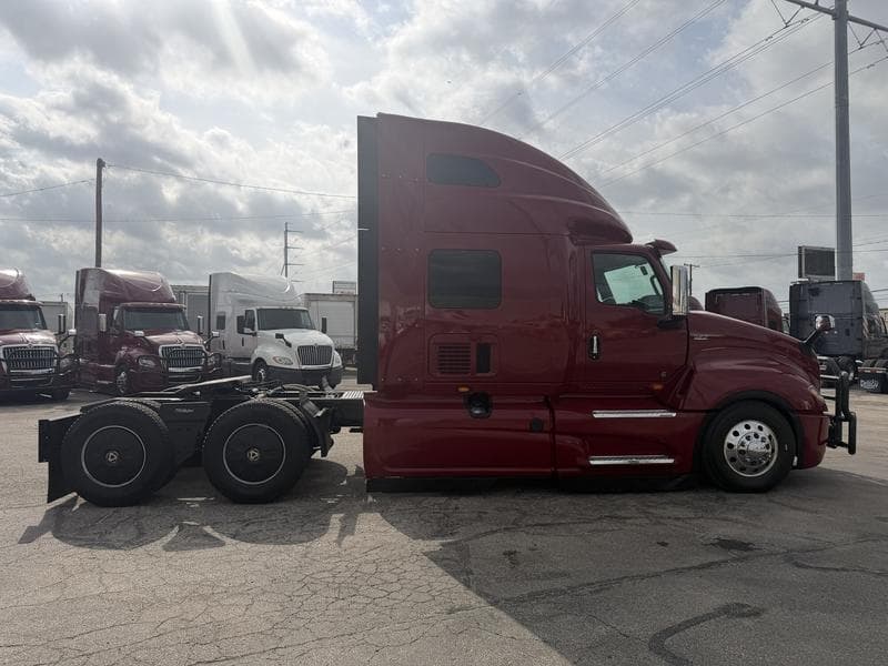 2024 International LT in Dallas — photo 2