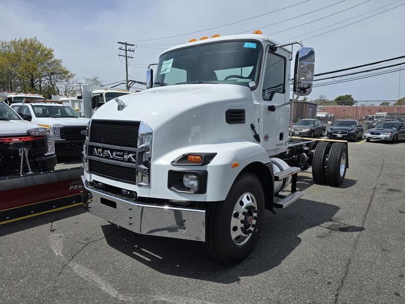2027 Mack MD