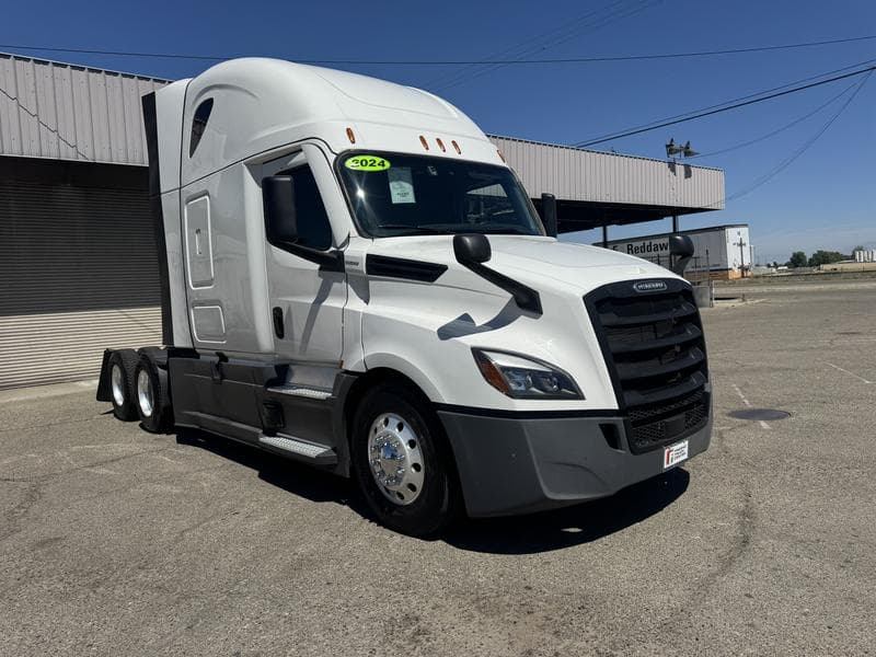 2024 Freightliner Cascadia
