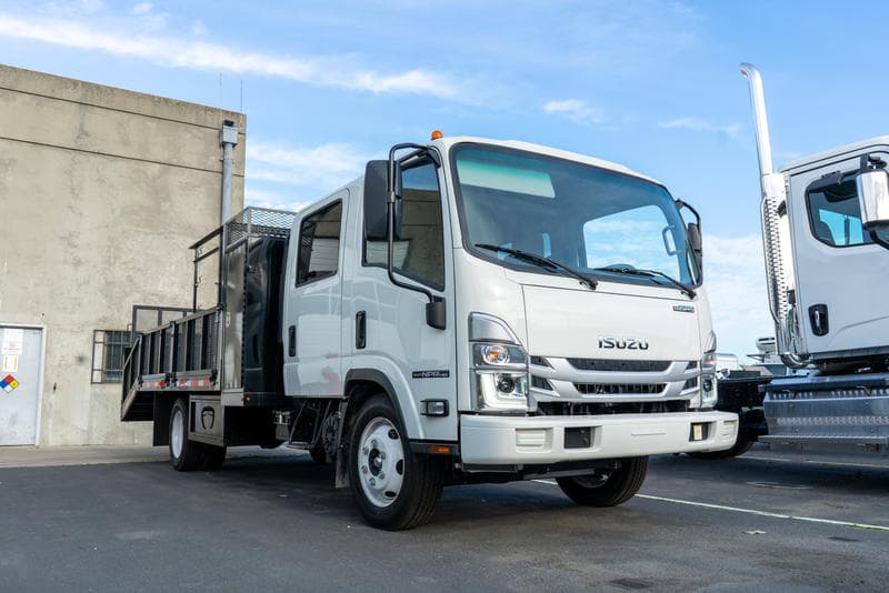 2023 Isuzu NPR