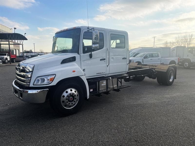 2025 Hino