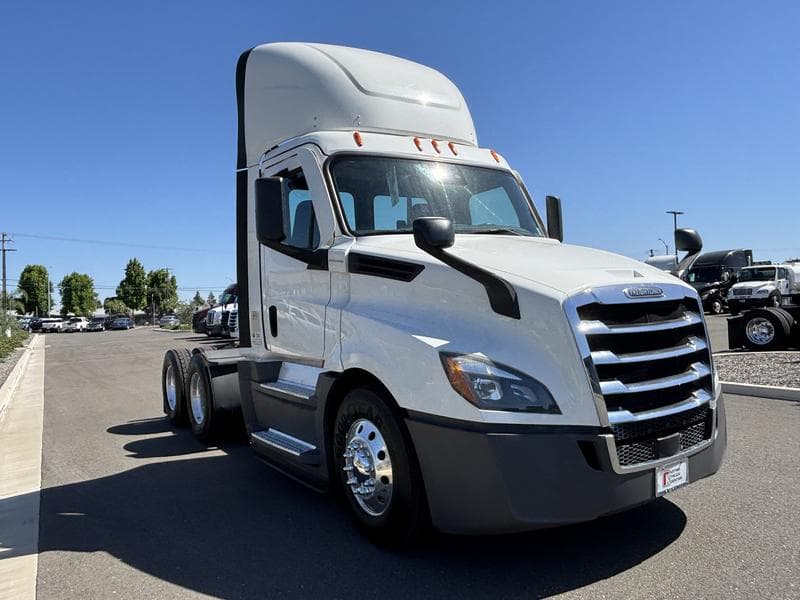 2021 Freightliner Cascadia