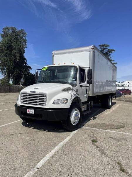2014 Freightliner M2 106