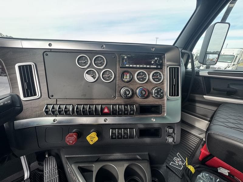 2025 Western Star in Montgomery, AL — photo 10
