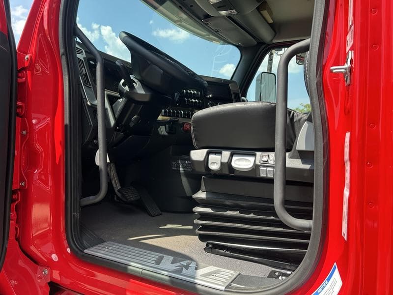 2026 Western Star 49X in Pittsburgh, PA — photo 12