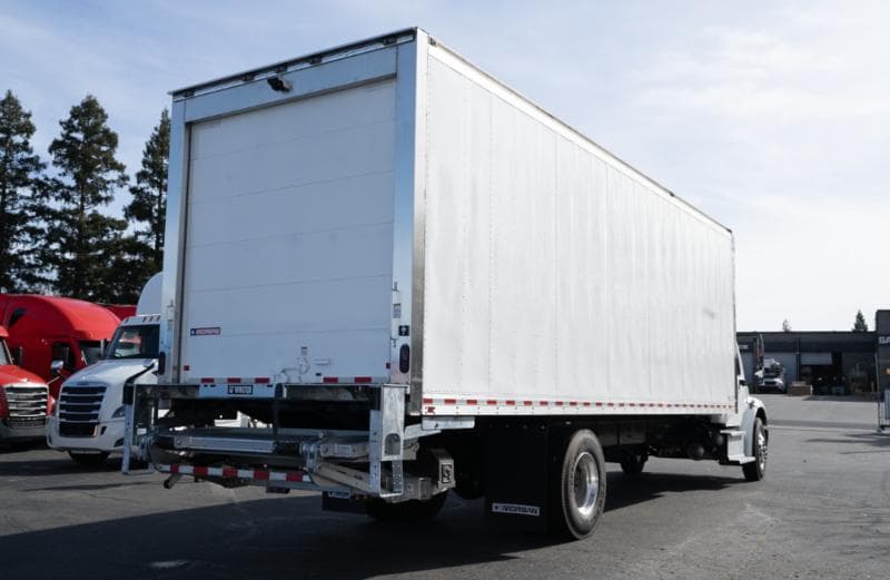 2024 Freightliner M2 106 in Sacramento — photo 7