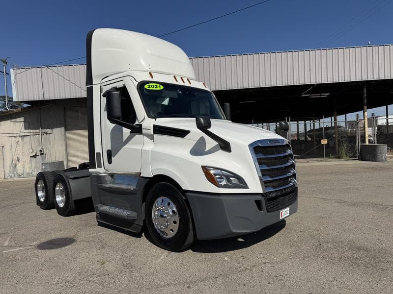 2021 Freightliner Cascadia