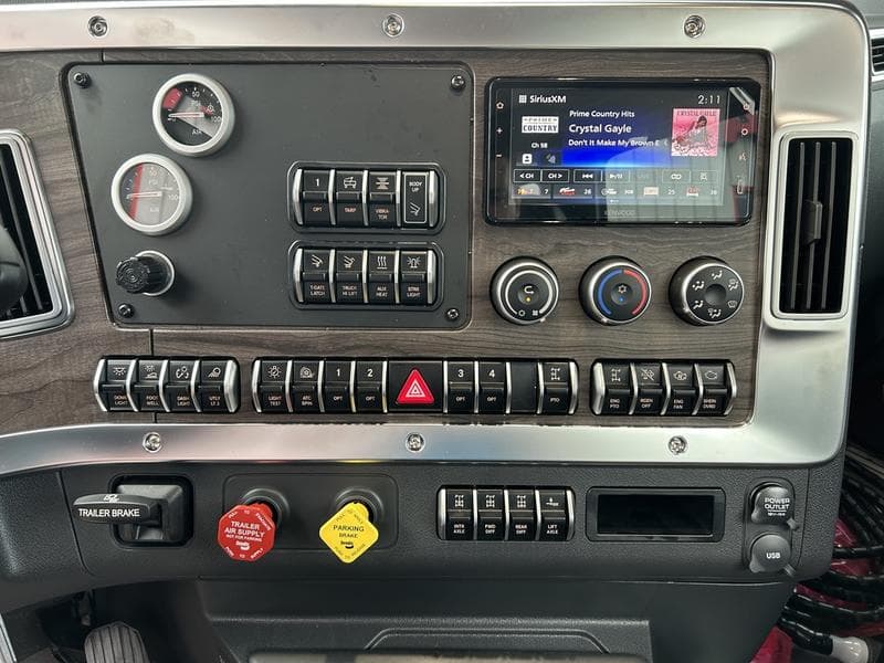 2026 Western Star 49X in Pittsburgh, PA — photo 16