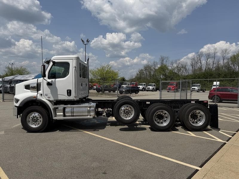 2027 Western Star 47X in Pittsburgh, PA — photo 7