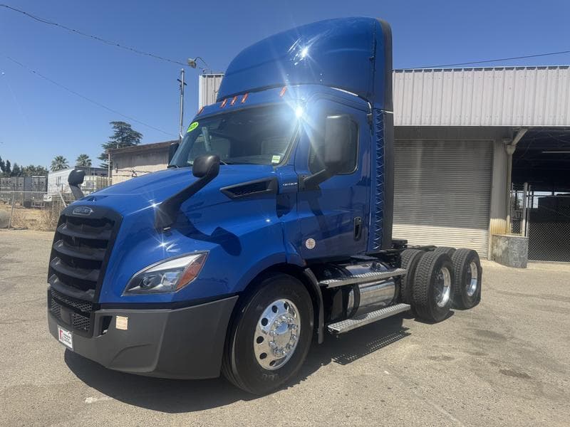 2020 Freightliner Cascadia