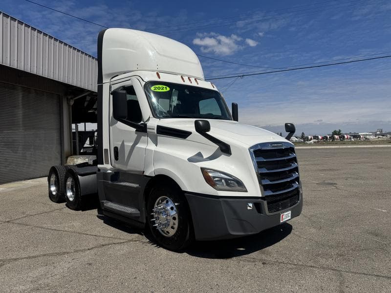 2021 Freightliner Cascadia