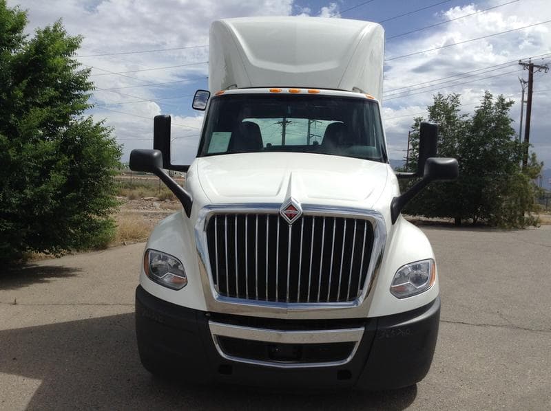 2022 International LT in ALBUQUERQUE — photo 2