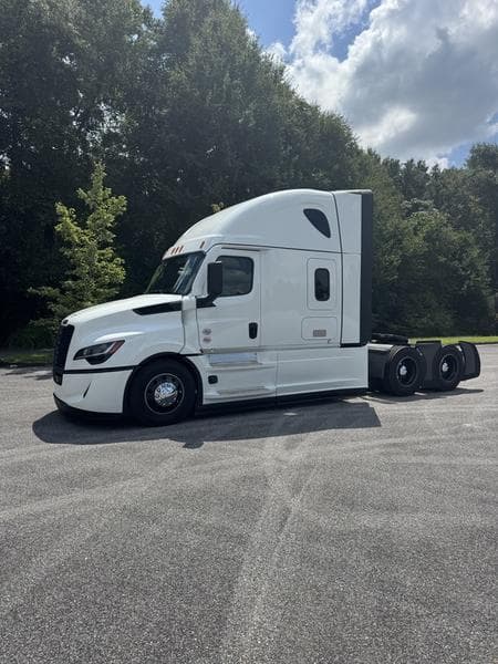 2026 Freightliner Cascadia