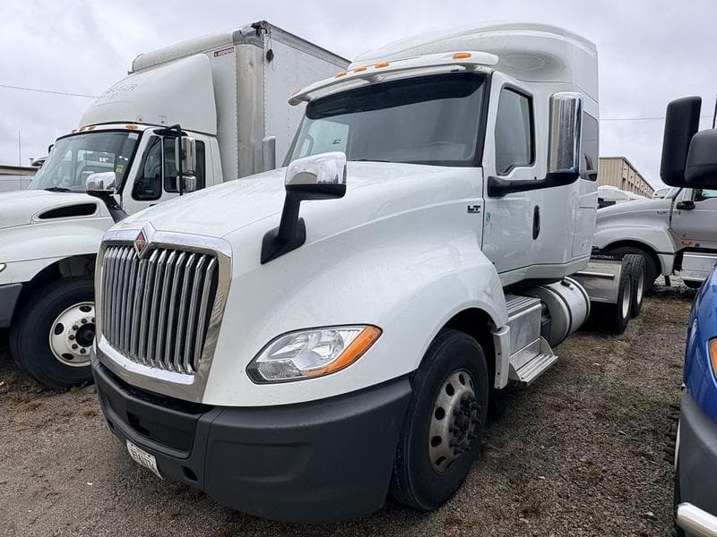 2021 International LT in Columbia — photo 2