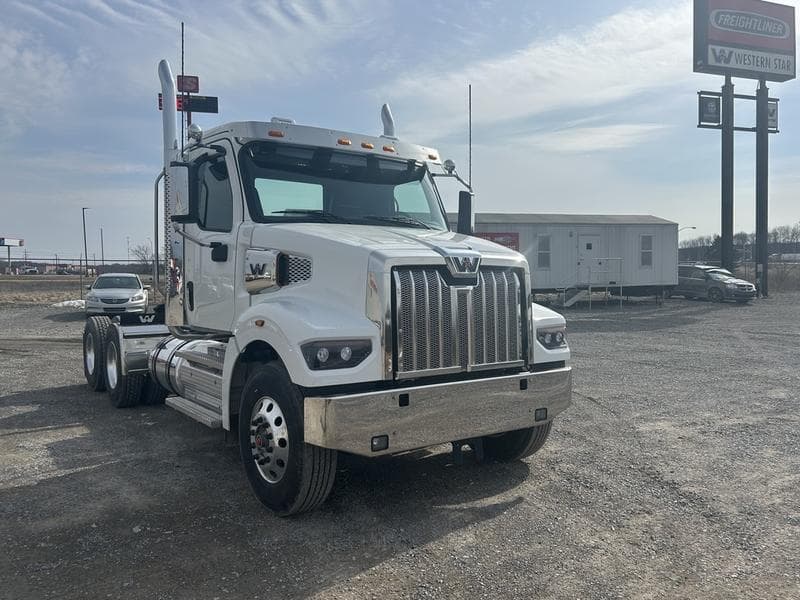 2026 Western Star 47X in Barkeyville, PA — photo 9