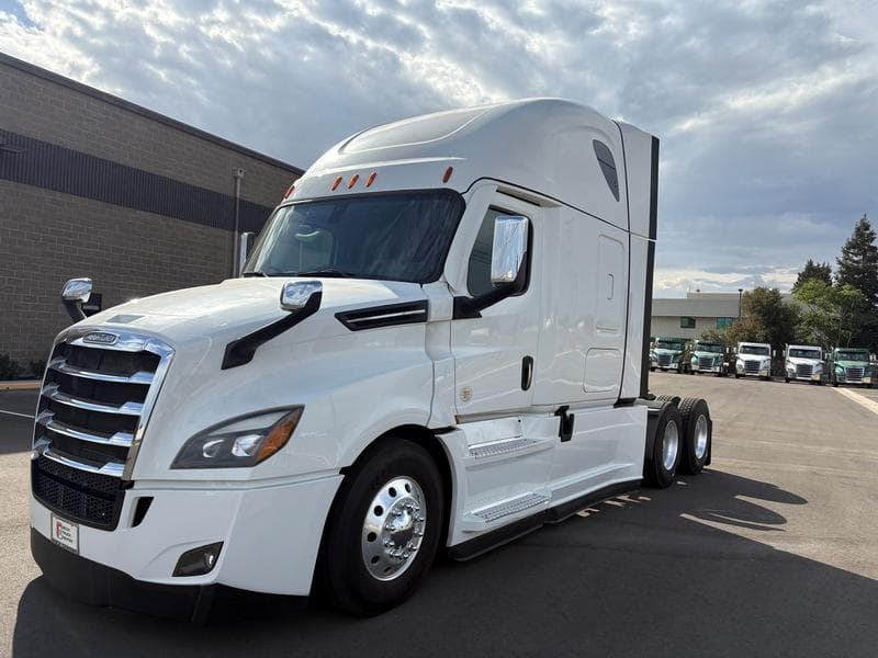 2021 Freightliner Cascadia