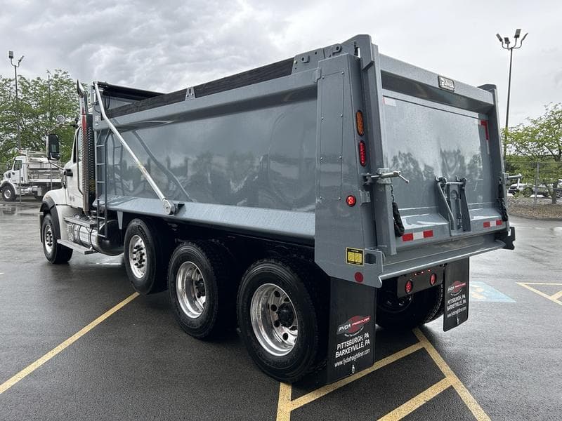 2025 Western Star 49X in Pittsburgh, PA — photo 6