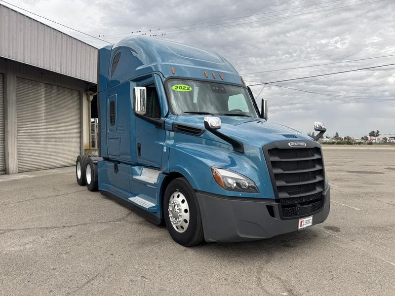 2022 Freightliner Cascadia