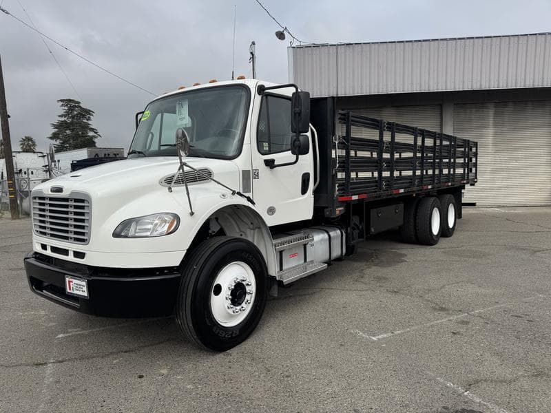 2022 Freightliner M2 106