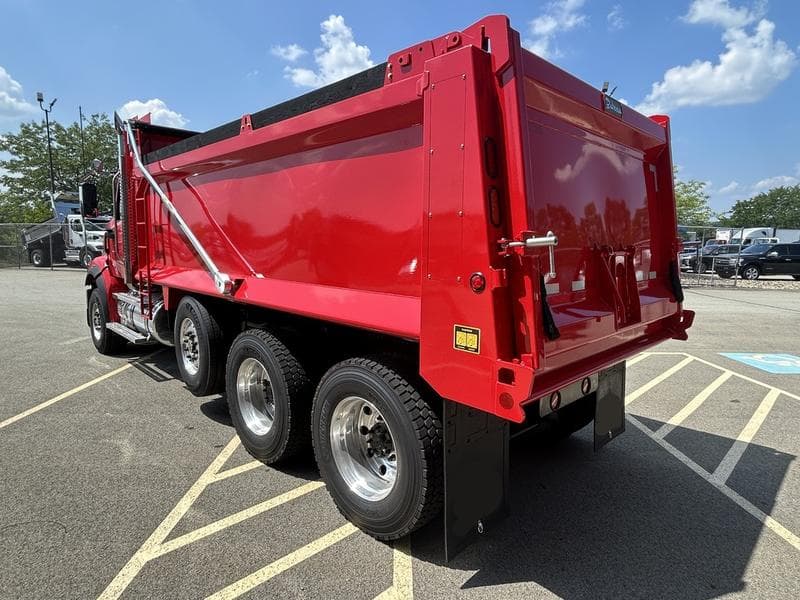 2026 Western Star 49X in Pittsburgh, PA — photo 7