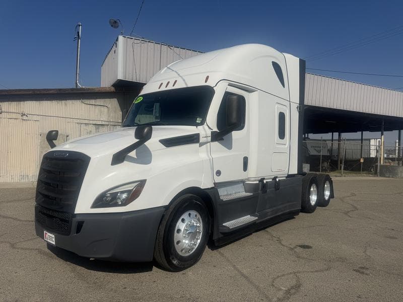 2021 Freightliner Cascadia