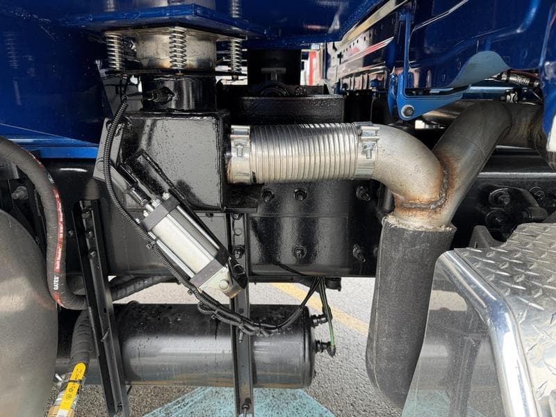 2026 Western Star 49X in Pittsburgh, PA — photo 9