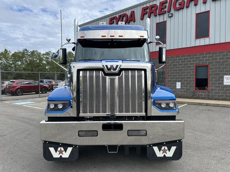 2026 Western Star 49X in Pittsburgh, PA — photo 3