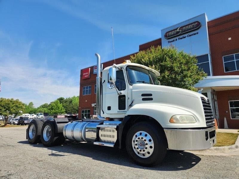 2017 Mack Pinnacle