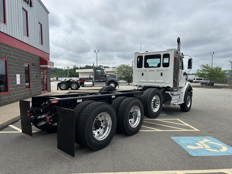 2026 Western Star 47X in Pittsburgh, PA — photo 3