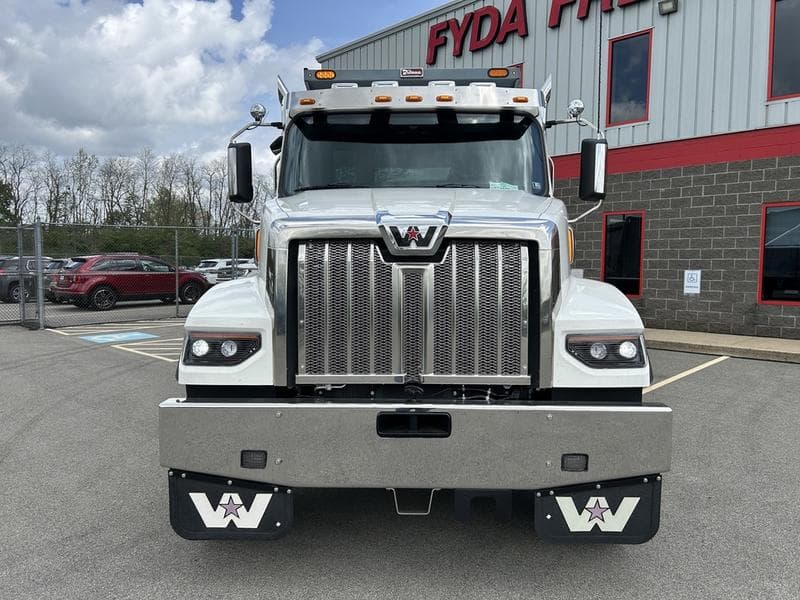 2025 Western Star 49X in Pittsburgh, PA — photo 9