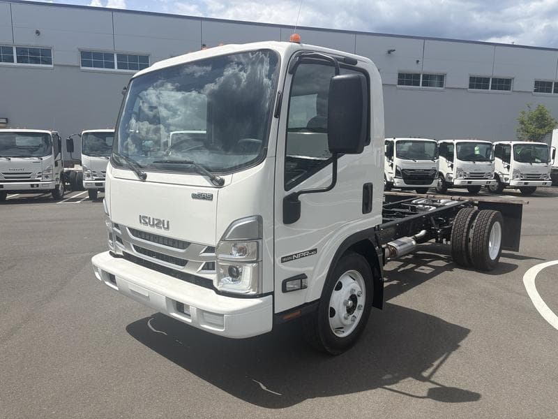 2026 Isuzu NPR