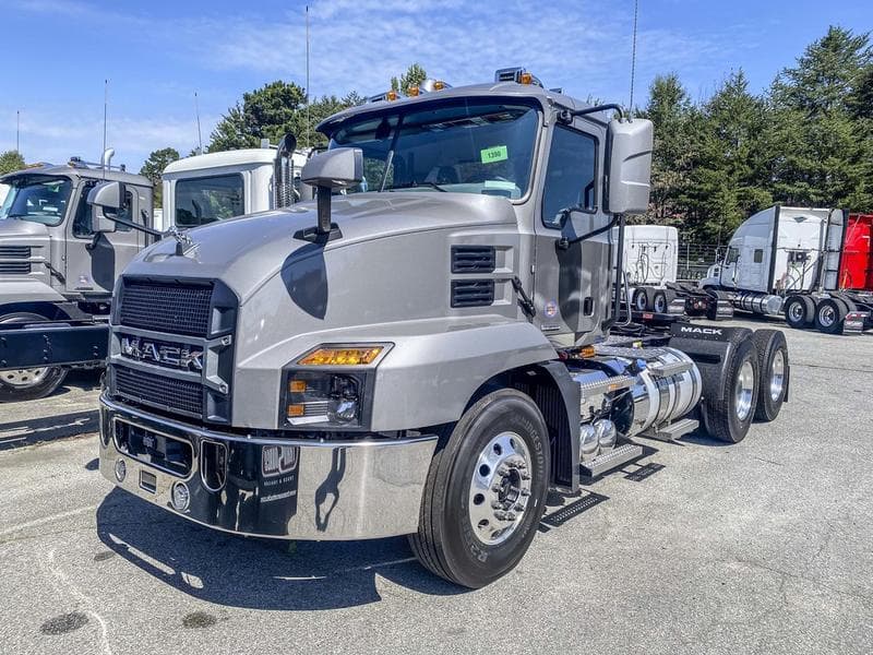 2026 Mack Anthem in Raleigh — photo 8