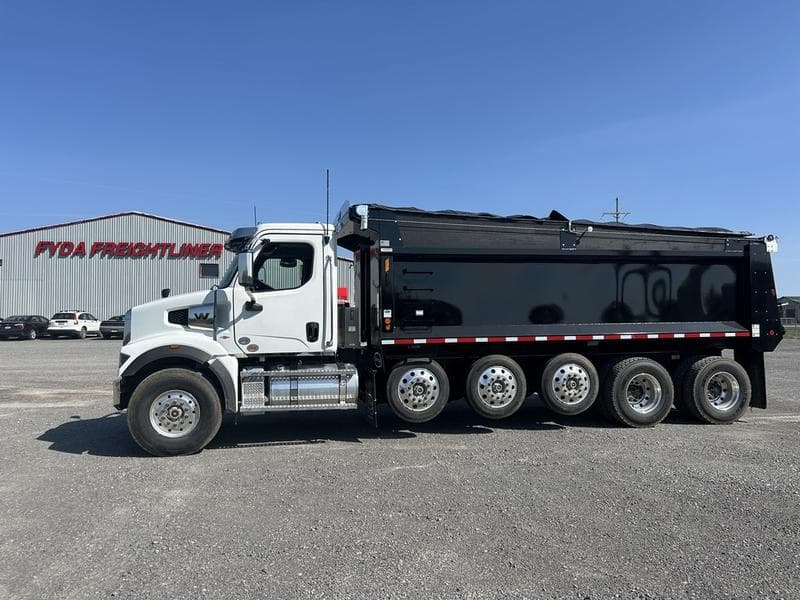 2027 Western Star 47X in Barkeyville, PA — photo 2