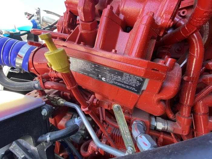 2024 Peterbilt 567 in Los Angeles, CA — photo 10