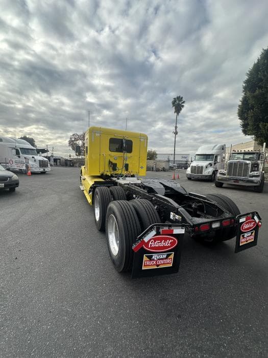 2024 Peterbilt 567 in Los Angeles, CA — photo 8