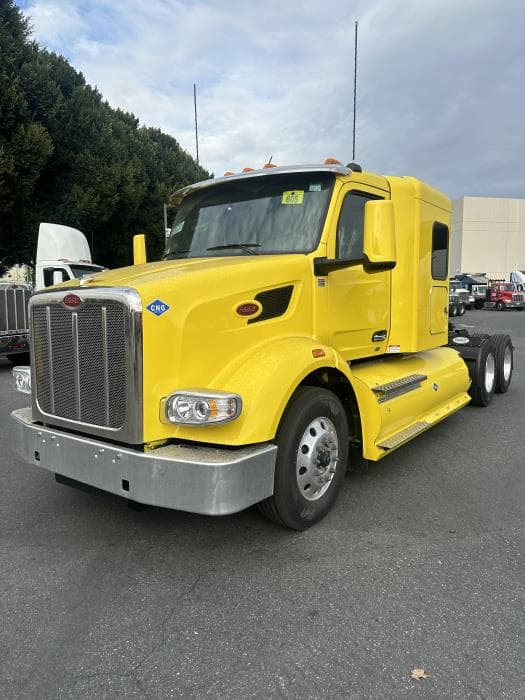 2024 Peterbilt 567 in Los Angeles, CA — photo 2
