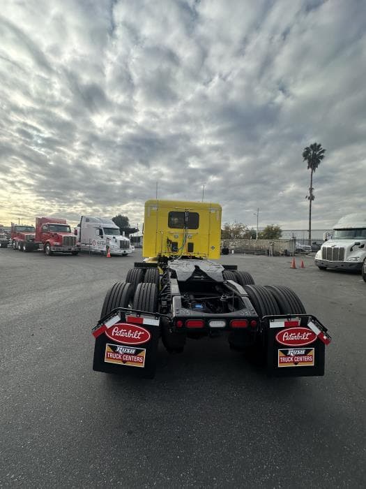 2024 Peterbilt 567 in Los Angeles, CA — photo 9