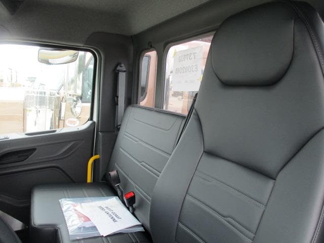2025 Peterbilt 536 in Lufkin, TX — photo 2