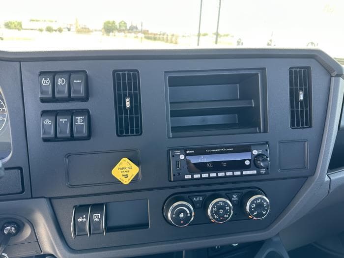 2025 Peterbilt 536 in Abilene, TX — photo 3