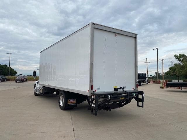 2025 Peterbilt 536 in Greeley, CO — photo 9