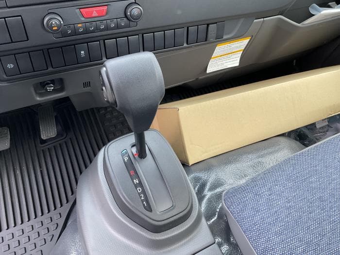 2025 Isuzu NRR in Dallas, TX — photo 5