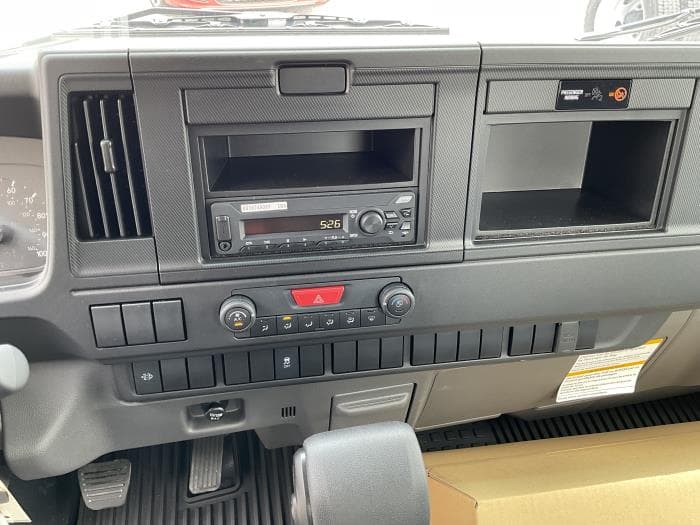 2025 Isuzu NRR in Dallas, TX — photo 7